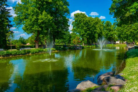 Foto de Parque del castillo Cesis en Letonia. - Imagen libre de derechos