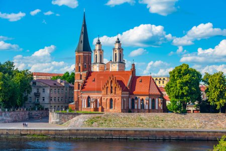 Téléchargez les photos : Eglise de Vytautas la Grande à Kaunas, Lituanie. - en image libre de droit