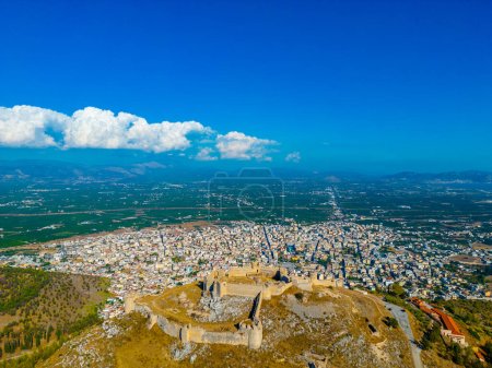 Foto de Vista panorámica del castillo de Larissa cerca de la ciudad griega Argos. - Imagen libre de derechos
