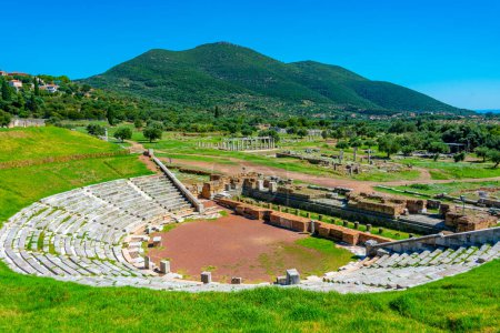 Téléchargez les photos : Vue panoramique du site archéologique de Messini antique en Grèce. - en image libre de droit