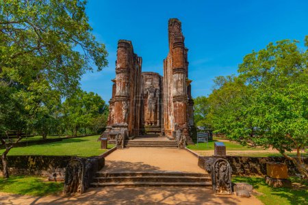 Téléchargez les photos : Ruines lankatilaka à Polonnaruwa, Sri Lanka. - en image libre de droit