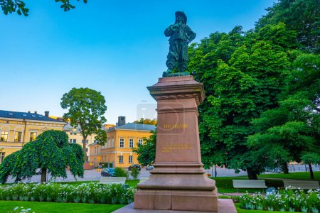 Téléchargez les photos : Turku, Finlande, 19 juillet 2022 : Statue de Per Brahe à Turku, Finlande. - en image libre de droit