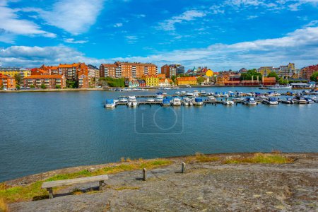Téléchargez les photos : Karlskrona, Suède, 14 juillet 2022 : Marina dans la ville suédoise Karlskrona.IMAGE - en image libre de droit