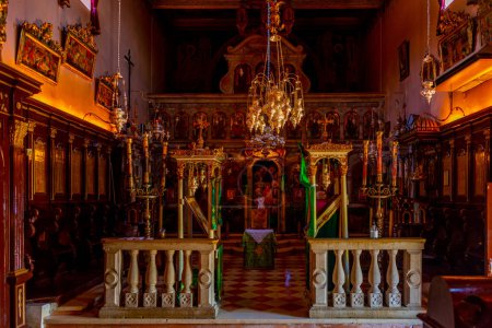 Foto de Paleokastritsa, Grecia, 12 de septiembre de 2022: Interior del Monasterio de Paleokastritsa en la isla griega de Corfú. - Imagen libre de derechos