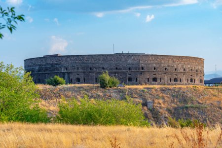 Schwarze Festung in armenischer Stadt Gyumri