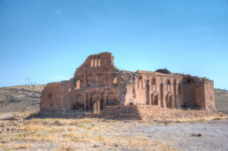 Yeruyk Surb Karapet Tempel in Armenien