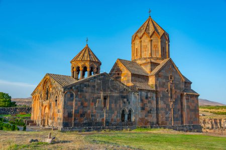 Foto de Día de verano en el monasterio de Hovhannavank en Armenia - Imagen libre de derechos