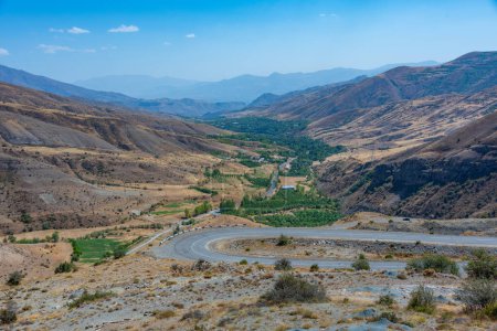 Téléchargez les photos : Vue panoramique du col du Sélim en Arménie - en image libre de droit