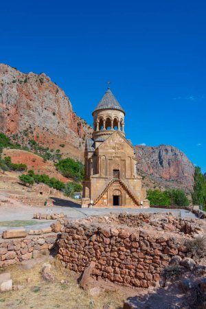 Sommertag im Kloster Noravank in Armenien