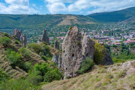 Mittelalterliche Höhlenwohnungen in Goris in Armenien