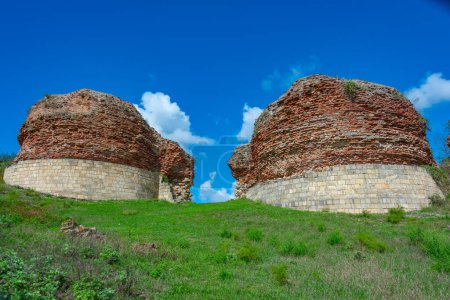 Las ruinas de las antiguas murallas de Gabala en Azerbaiyán