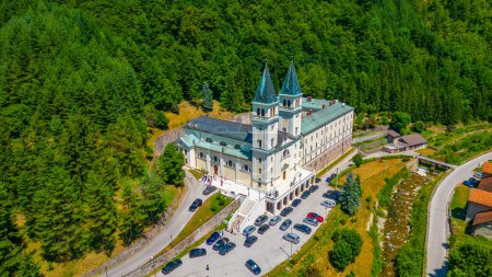 Téléchargez les photos : Monastère franciscain Kraljeva Sutjeska en Bosnie-Herzégovine - en image libre de droit