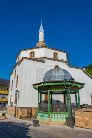 Foto de Mezquita Esma Sultana en la ciudad bosnia de Jajce - Imagen libre de derechos
