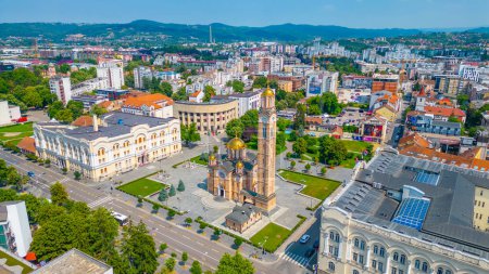 Luftaufnahme der orthodoxen Christus-Erlöser-Kathedrale in Banja Luka, Bosnien und Herzegowina
