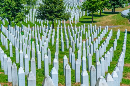 Téléchargez les photos : Centre commémoratif de Srebrenica en Bosnie-Herzégovine - en image libre de droit