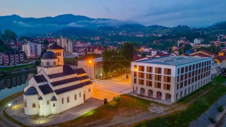 Vue du lever du soleil d'Andricgrad en Bosnie-Herzégovine