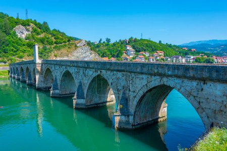Mehmed Pasa Sokolovic Puente en Visegrad, Bosnia y Herzegovina
