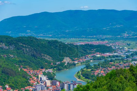 Panorama der bosnischen Stadt Zvornik