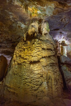 Vue de la grotte Prometheus près de Kutaisi, Géorgie