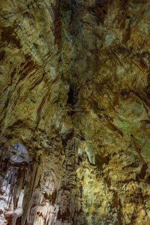 Foto de Vista de la cueva Prometeo cerca de Kutaisi, Georgia - Imagen libre de derechos