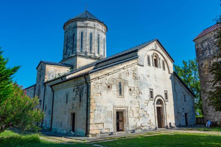 Sommertag im Martvili-Kloster in Georgien