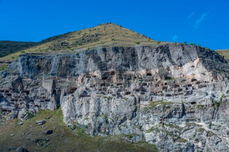 Vue panoramique des grottes de Vardzia en Géorgie