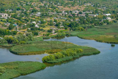 Vue panoramique du village de Popencu en Moldavie
