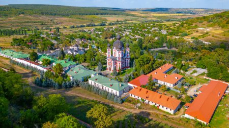 Journée d'été au monastère de Curchi en Moldavie
