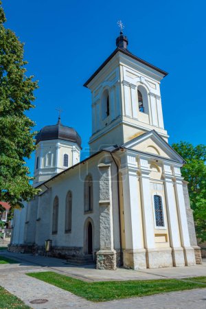 Sommertag im Capriana-Kloster in Moldawien