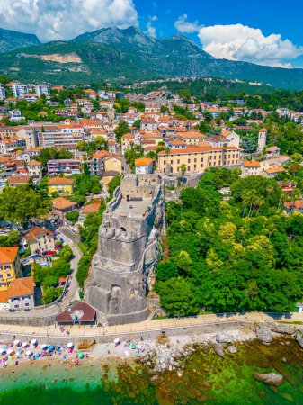 Téléchargez les photos : Vue Aérienne de Herceg Novi au Monténégro - en image libre de droit