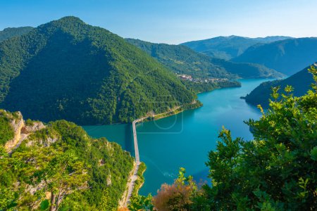 Panorama der Piva-Schlucht in Montenegro