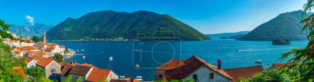 Foto de Vista aérea de Perast en Montenegro - Imagen libre de derechos