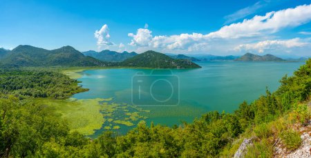 Blick auf den Skadar-See in Montenegro