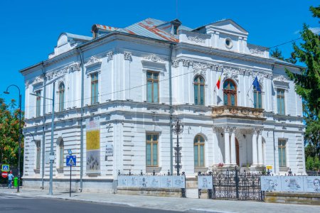 Museo de arte en la ciudad rumana Targoviste