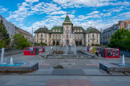 Téléchargez les photos : Palais administratif de Craiova en Roumanie - en image libre de droit