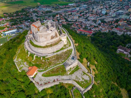 La forteresse de Deva et la campagne environnante en Roumanie