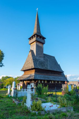 Cuvioasa Paraschiva iglesia de madera en Sat-Sugatag, Rumania 