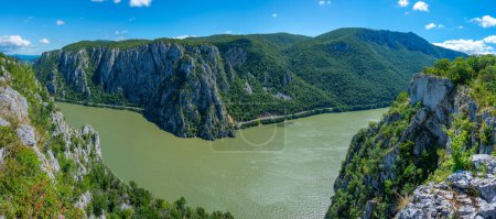 Téléchargez les photos : Parc national de Iron Gates en Roumanie - en image libre de droit
