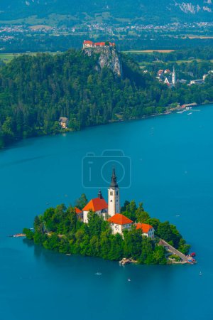 Assomption de l'église Maria et du château de Bled au lac de Bled en Slovénie