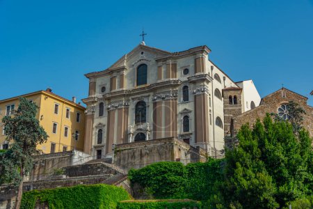 Eglise paroissiale de Santa Maria Maggiore dans la ville italienne Trieste