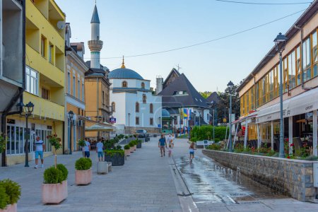 Foto de Jajce, Bosnia y Herzegovina, 16 de julio de 2023: Mezquita Esma Sultana en la ciudad bosnia Jajce - Imagen libre de derechos