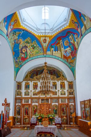 Foto de Dobrusa, Moldavia, 26 de agosto de 2023: Interior del Monasterio de San Nicolás de Dobrusa en Moldavia - Imagen libre de derechos
