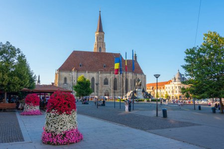Téléchargez les photos : Cluj-Napoca, Roumanie, 12 août 2023 : Église Saint-Michel à Cluj-Napoca, Roumanie - en image libre de droit