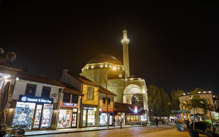 Photo for PRIZREN, KOSOVO - NOVEMBER 12, 2022: Quiet night in historical city center by Ottoman Sinan Pasha mosque. long exposure - Royalty Free Image