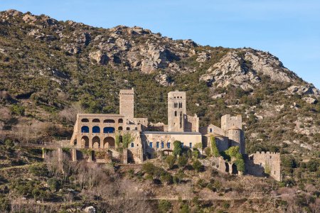 Foto de Abadía de Sant Pere de Rodes. Costa Brava. Girona, Cataluña. España - Imagen libre de derechos