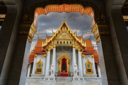 Foto de Hermoso Benchamabophit Dusitwanaram Ratchaworawihan templo en Bangkok Tailandia. - Imagen libre de derechos