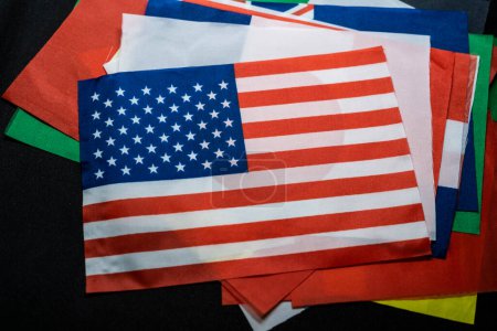 Téléchargez les photos : Drapeau des États-Unis des pays participants au tournoi de championnat international - en image libre de droit