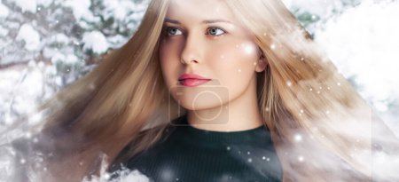 Foto de Belleza de invierno, Navidad y felices fiestas, hermosa mujer con peinado largo y maquillaje natural en el bosque nevado, nevando diseño de nieve como Navidad, Año Nuevo y estilo de vida de vacaciones estilo retrato - Imagen libre de derechos