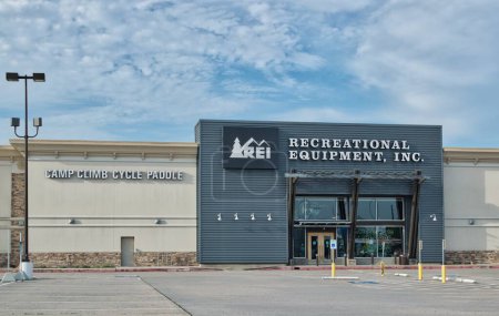 Photo for Houston, Texas USA 07-04-2023: Recreational Equipment Inc. business storefront exterior in Houston, TX. REI outdoor co-op founded in 1938. - Royalty Free Image