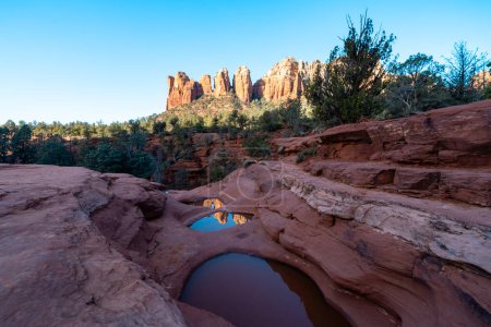 Téléchargez les photos : Sept piscines sacrées - Sedona Arizona sur le sentier Solider Pass - en image libre de droit